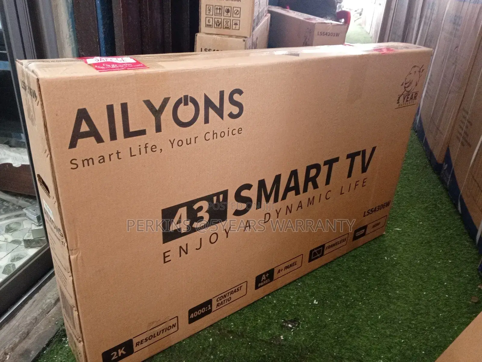 Ailyons Smart 43inches Dynamic TV
