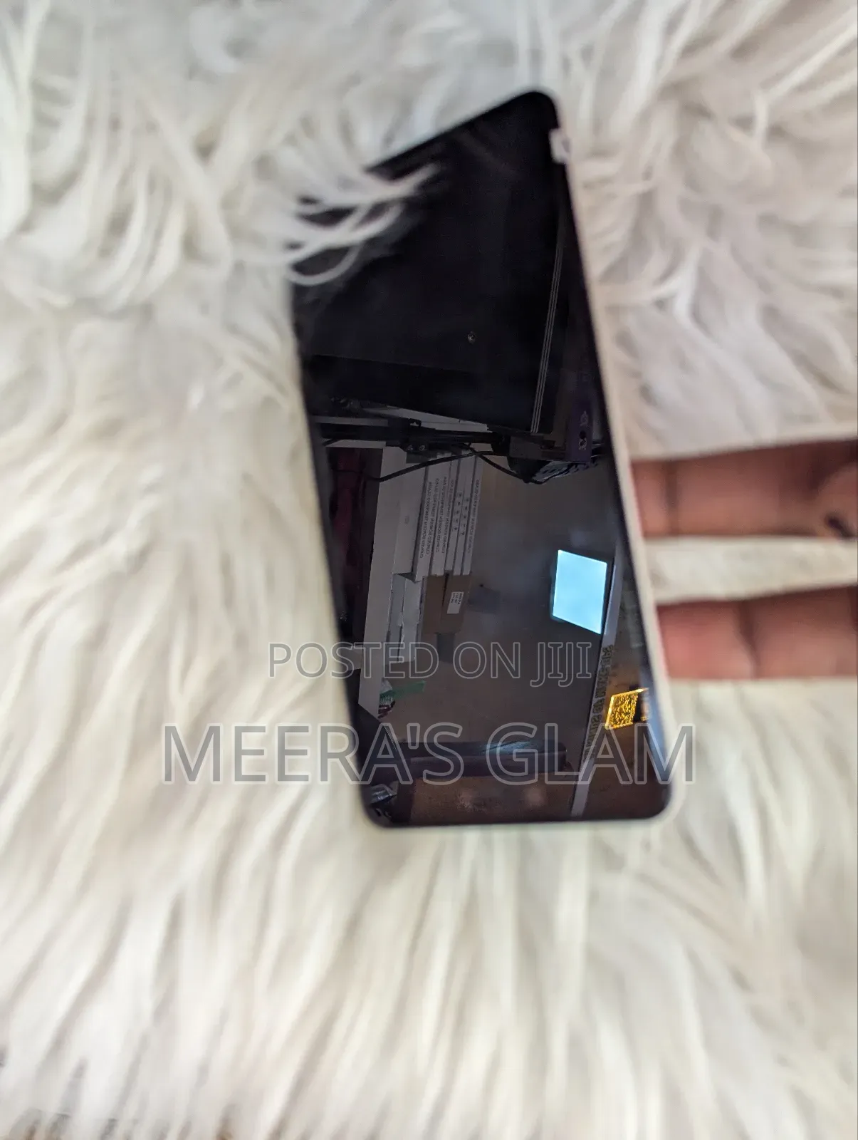 Pixel Screen 3xl