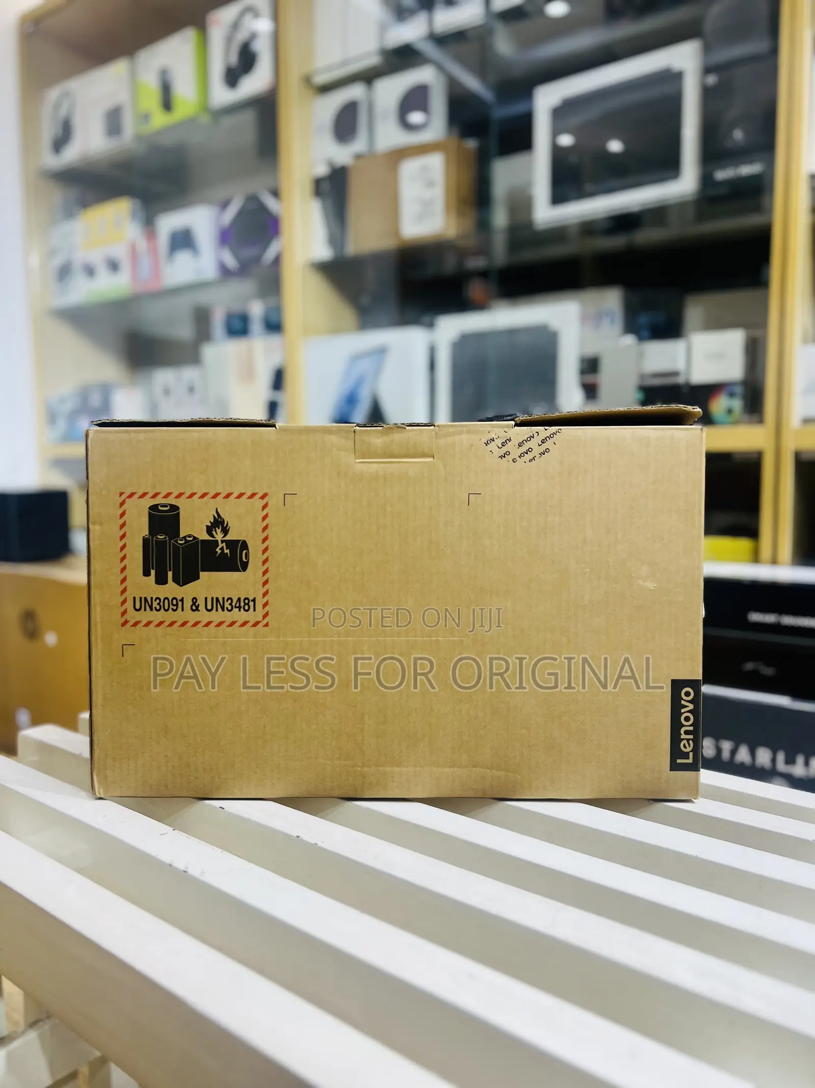 New Laptop Lenovo IdeaPad 1 4GB AMD SSD 128GB