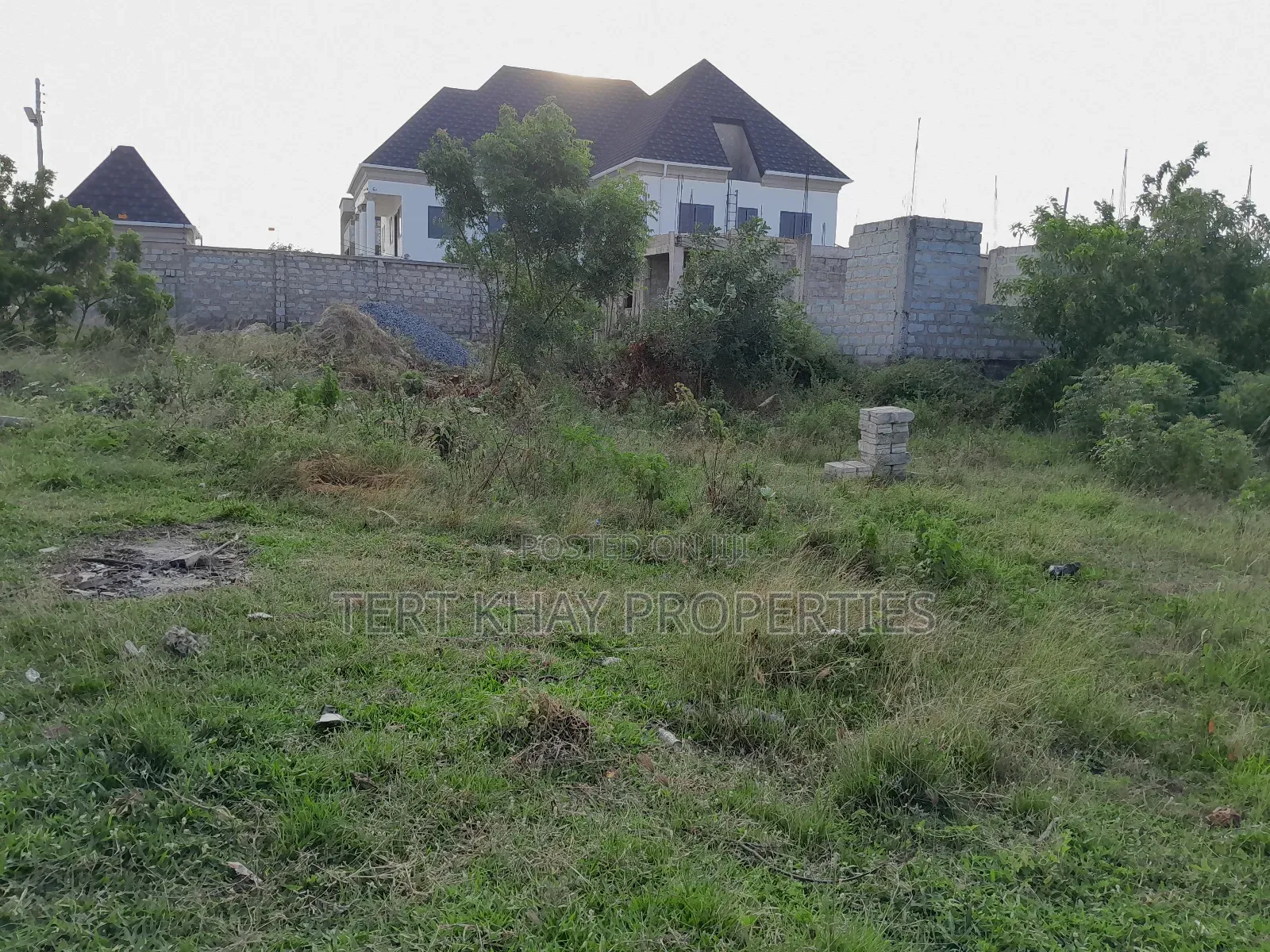 Land for Sale at Lashibi