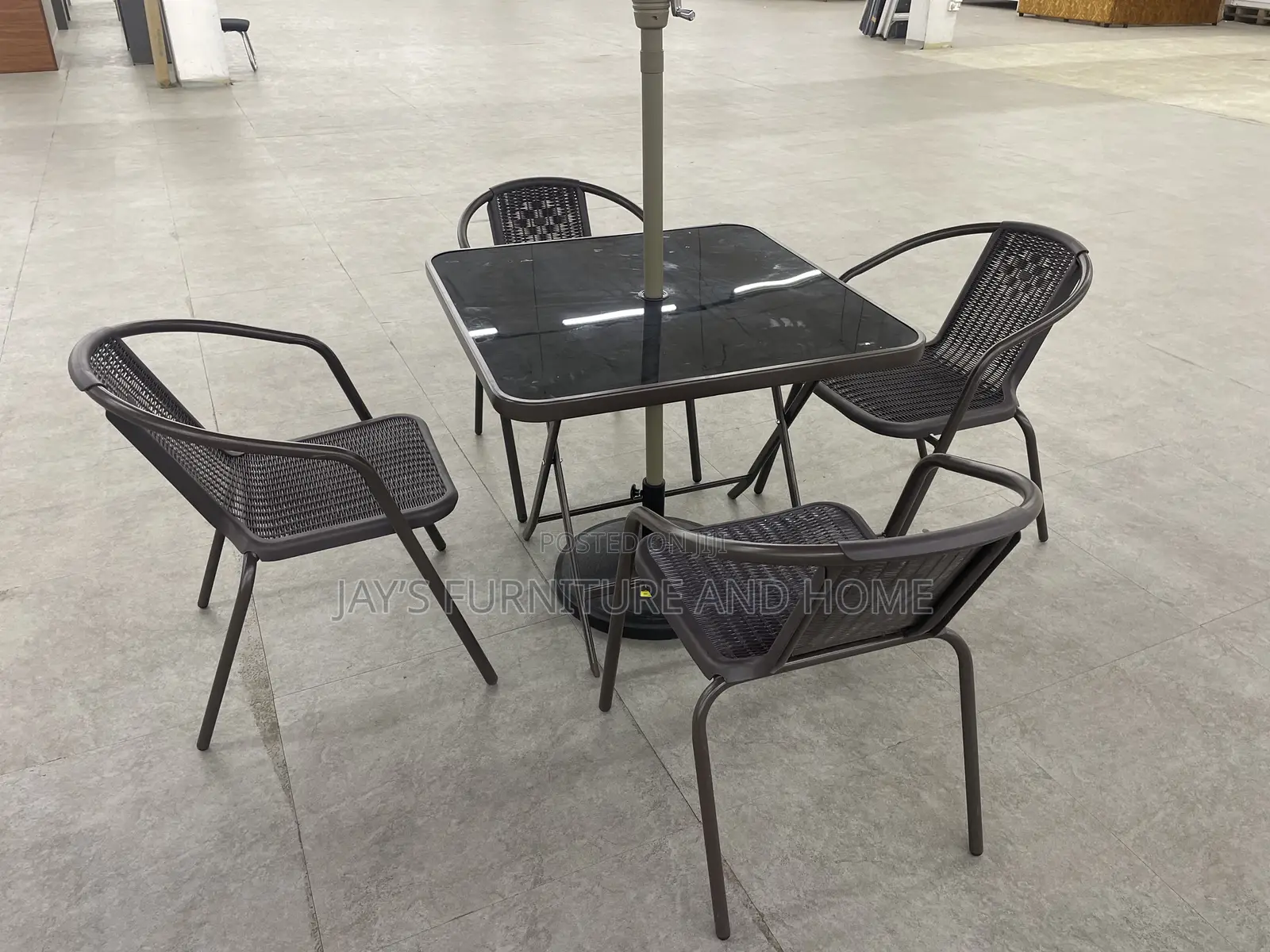 Outdoor Table Set(With Umbrella)
