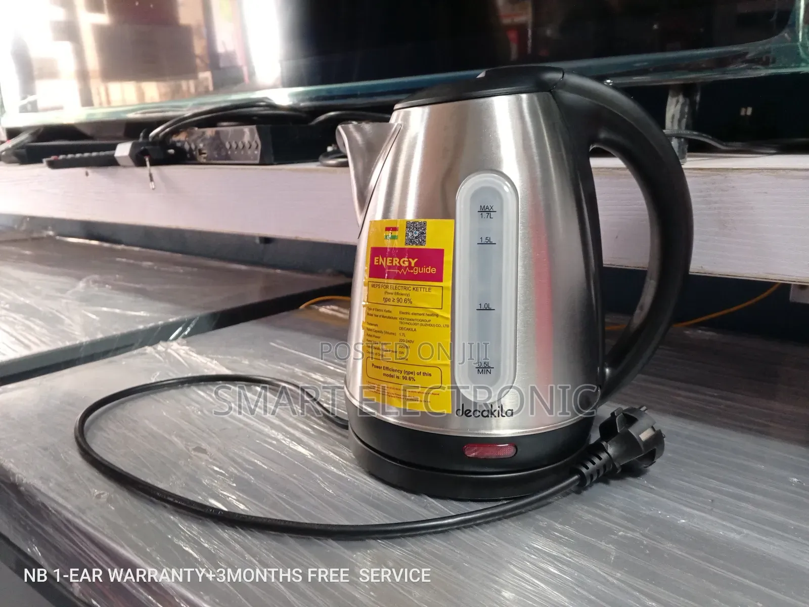 Easy to Use 1.7L Electric Kettle-Stainless Steel Decakila
