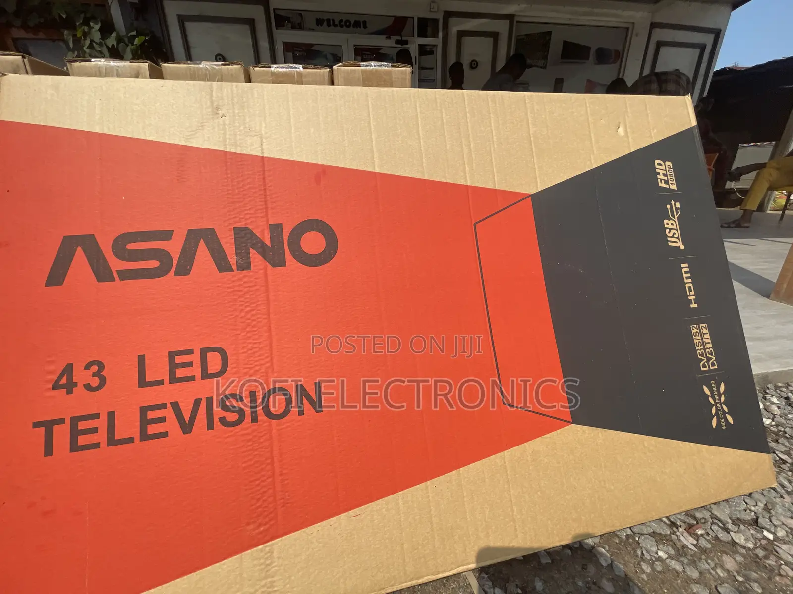 HDR Powered Asano 43′′ Digital Satellite HD TV – Black