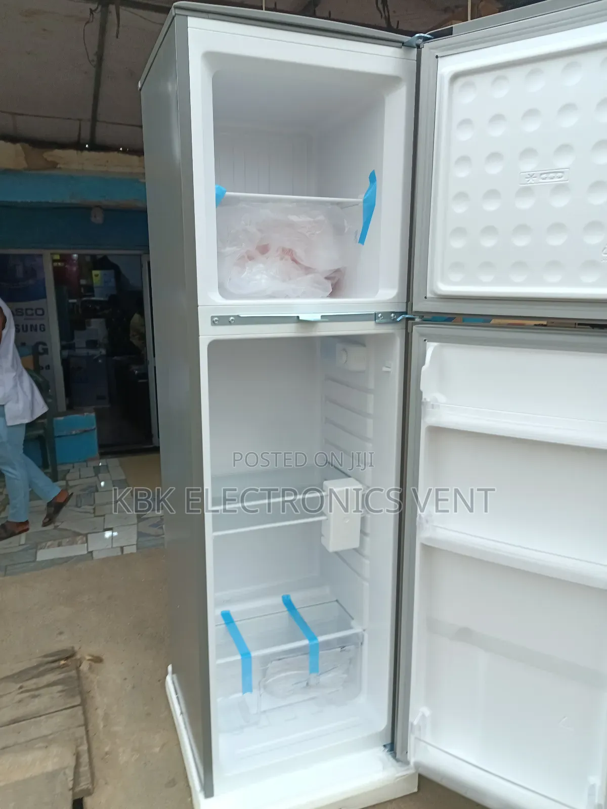 Roch 166ltr Double Door Refrigerator