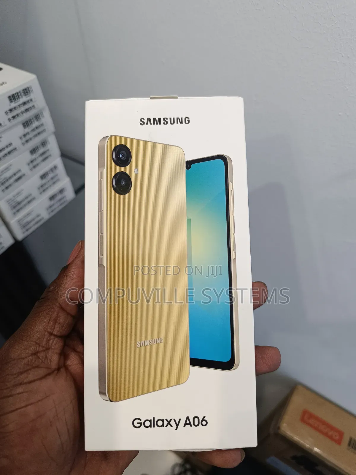 New Samsung Galaxy A06 64 GB Gold