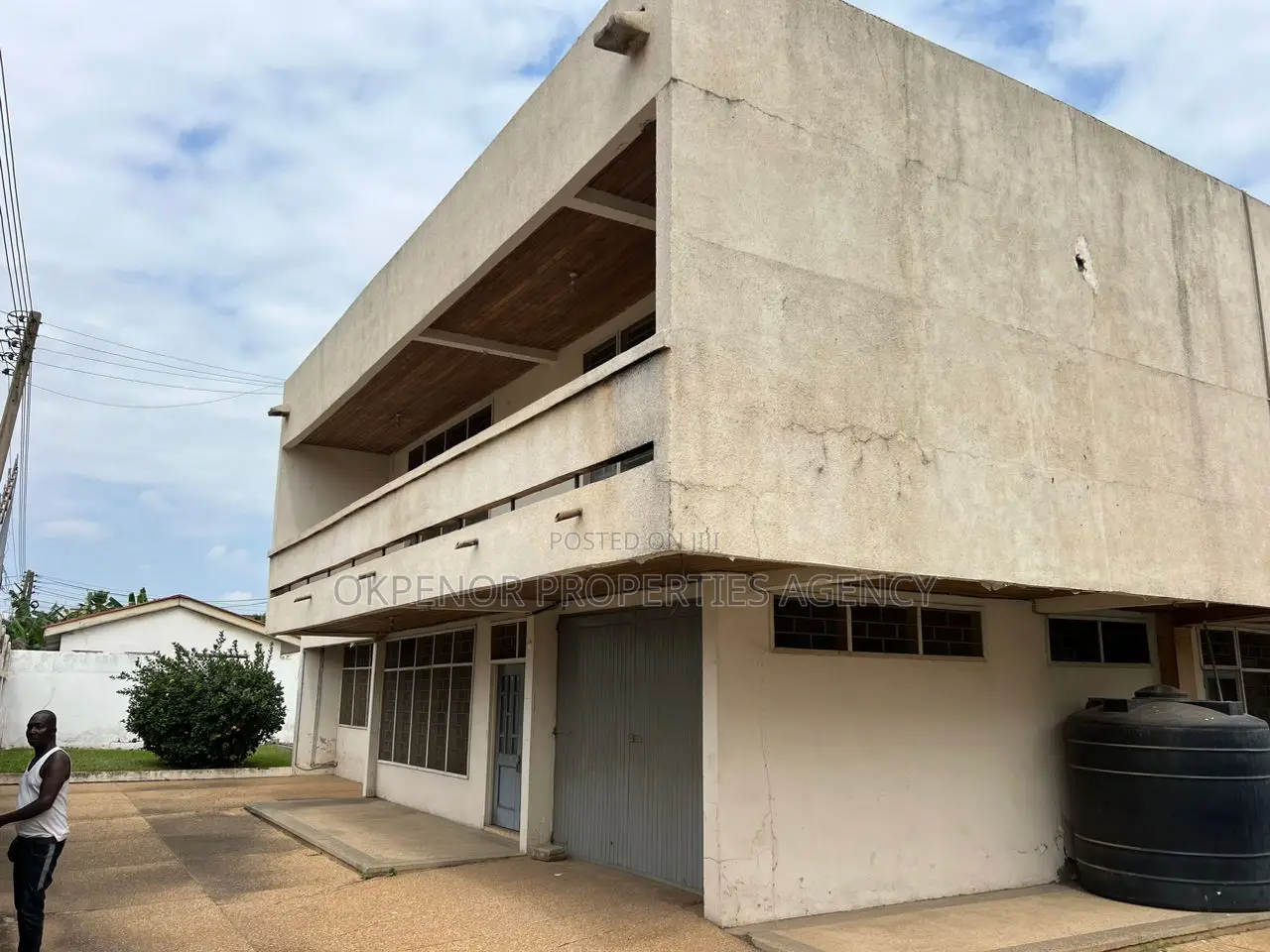 7bdrm House in Accra for sale