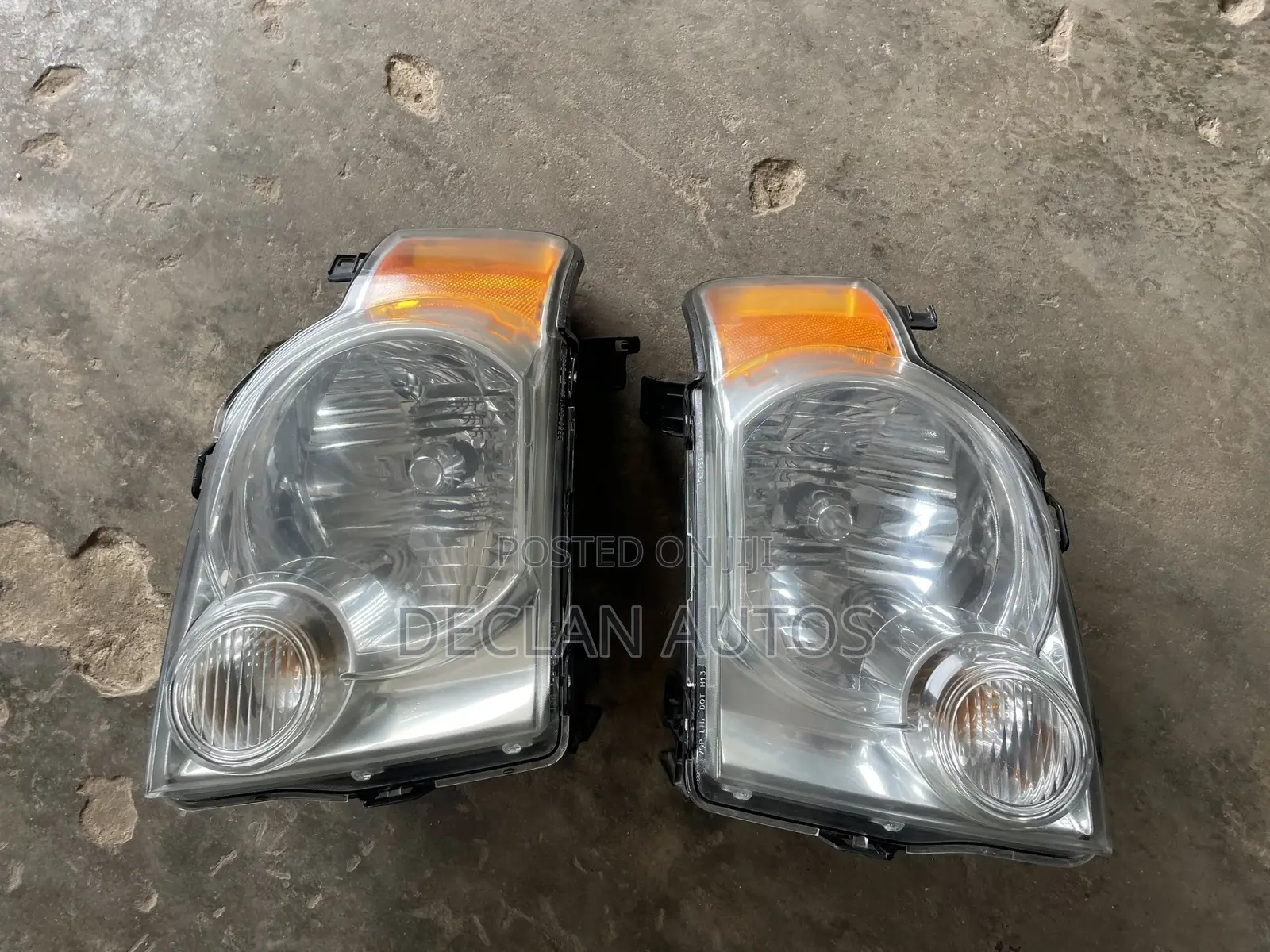 Ford Escape 2010 Headlamp