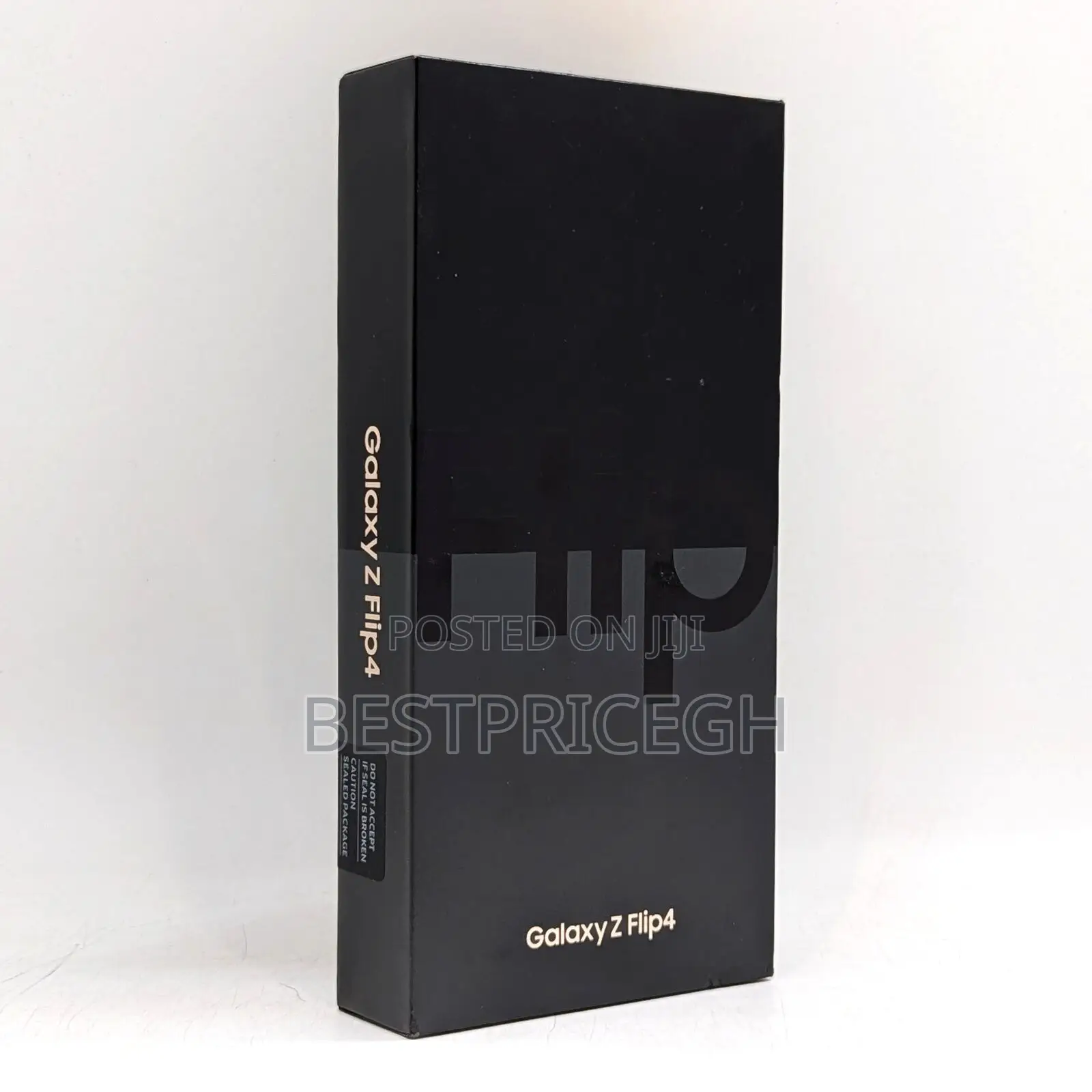 New Samsung Galaxy Z Flip4 128 GB Gold