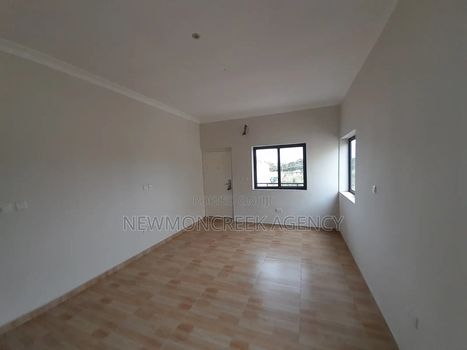 4bdrm Duplex in Amanfrom,Adenta., Accra Metropolitan for sale