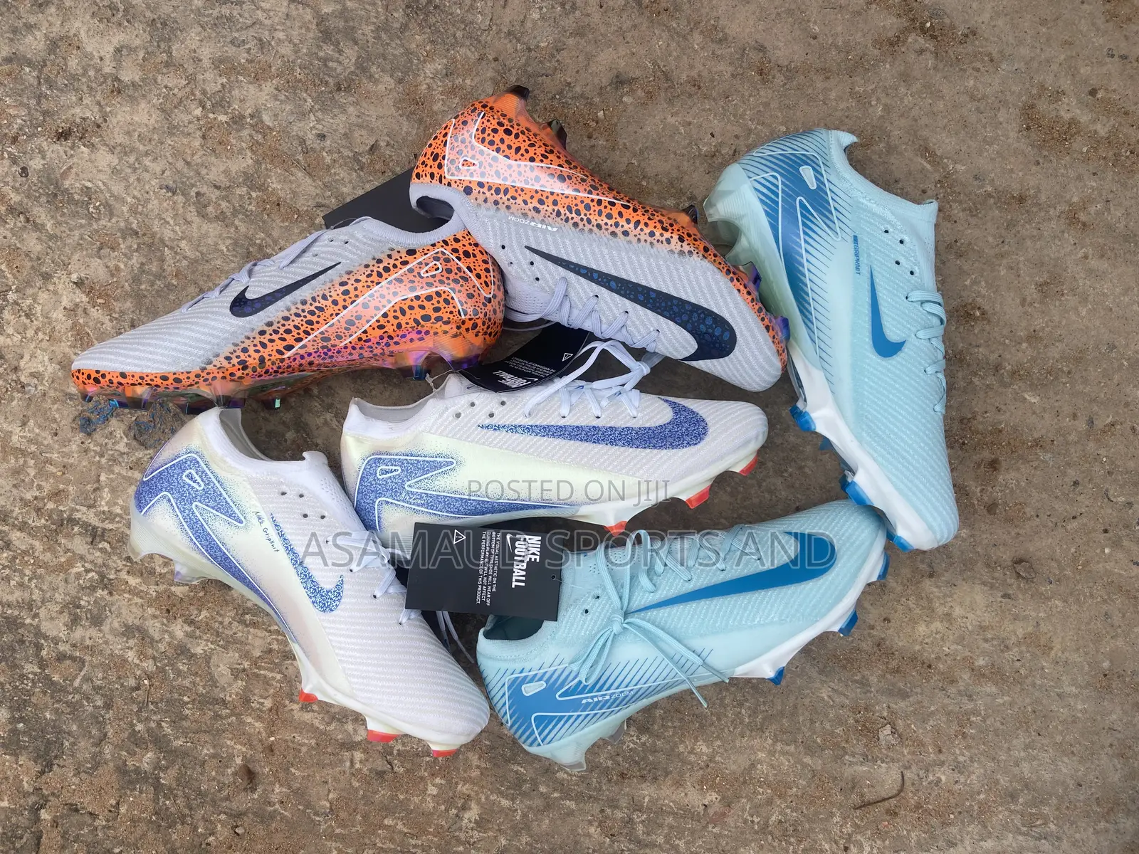 Original Football Boot Nike Available at Cool Price
