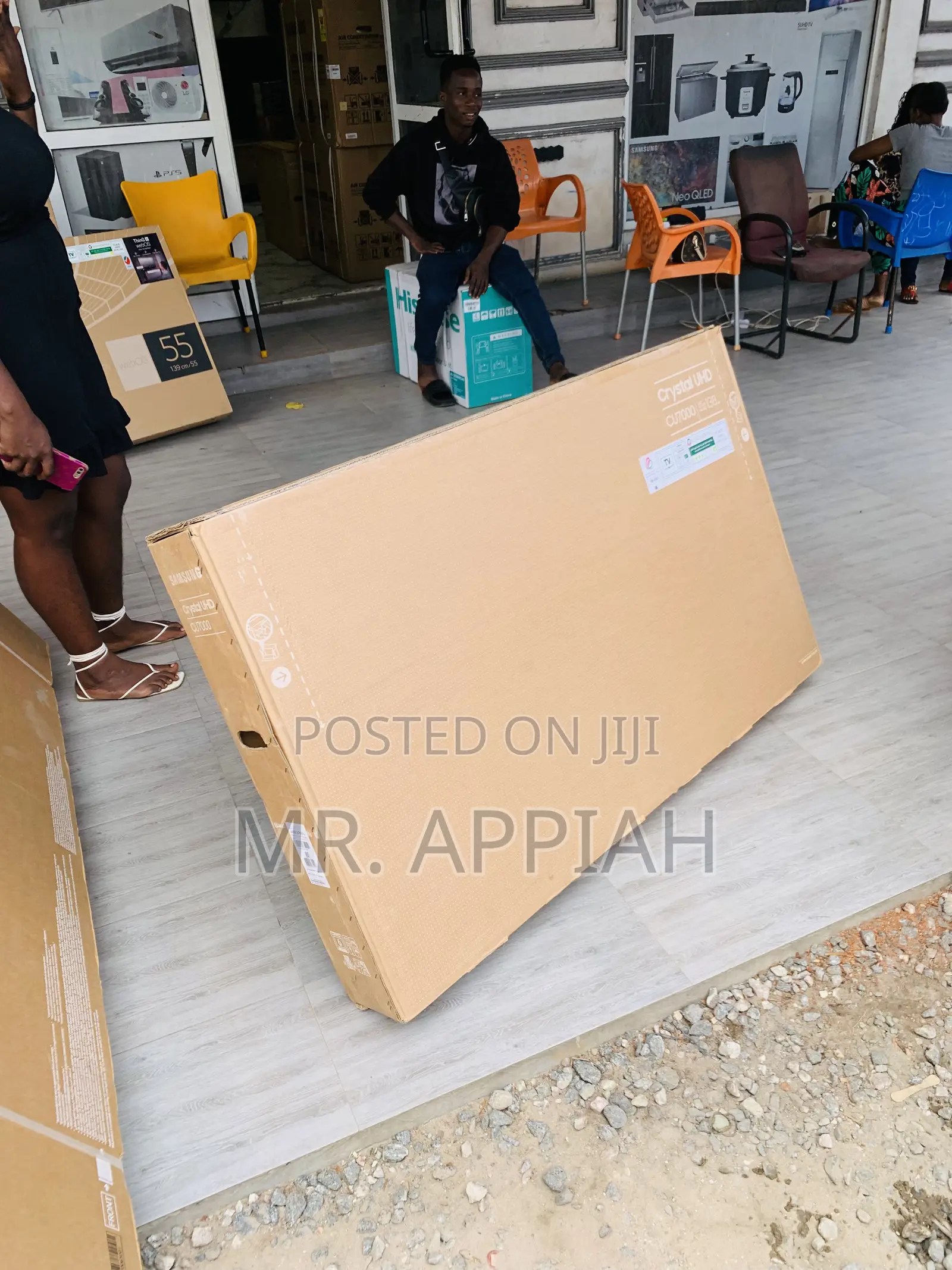 (139.7cm)Shop Crystal Uhd Smart Samsung Television