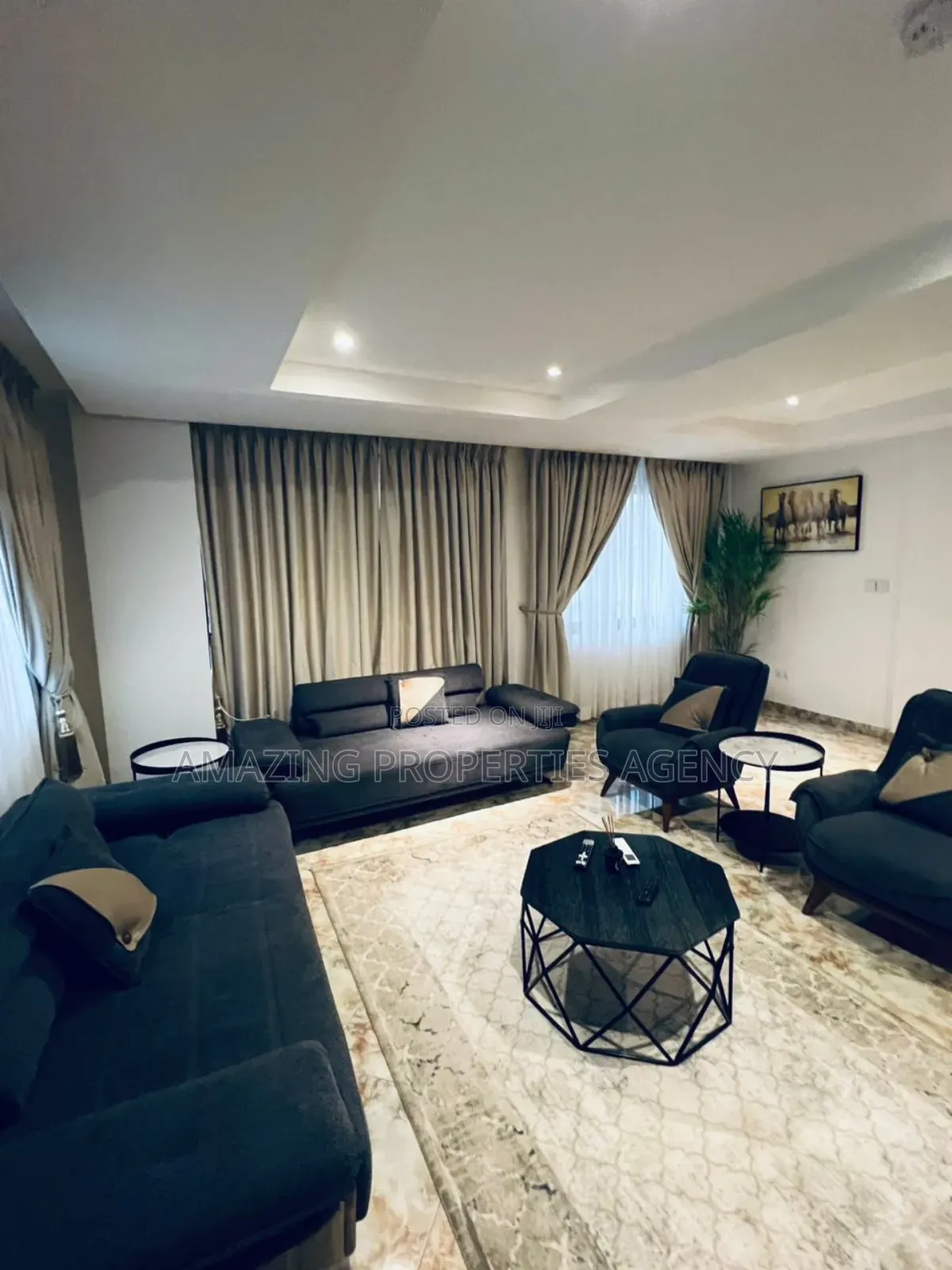 4bdrm Townhouse / Terrace in East Legon for rent