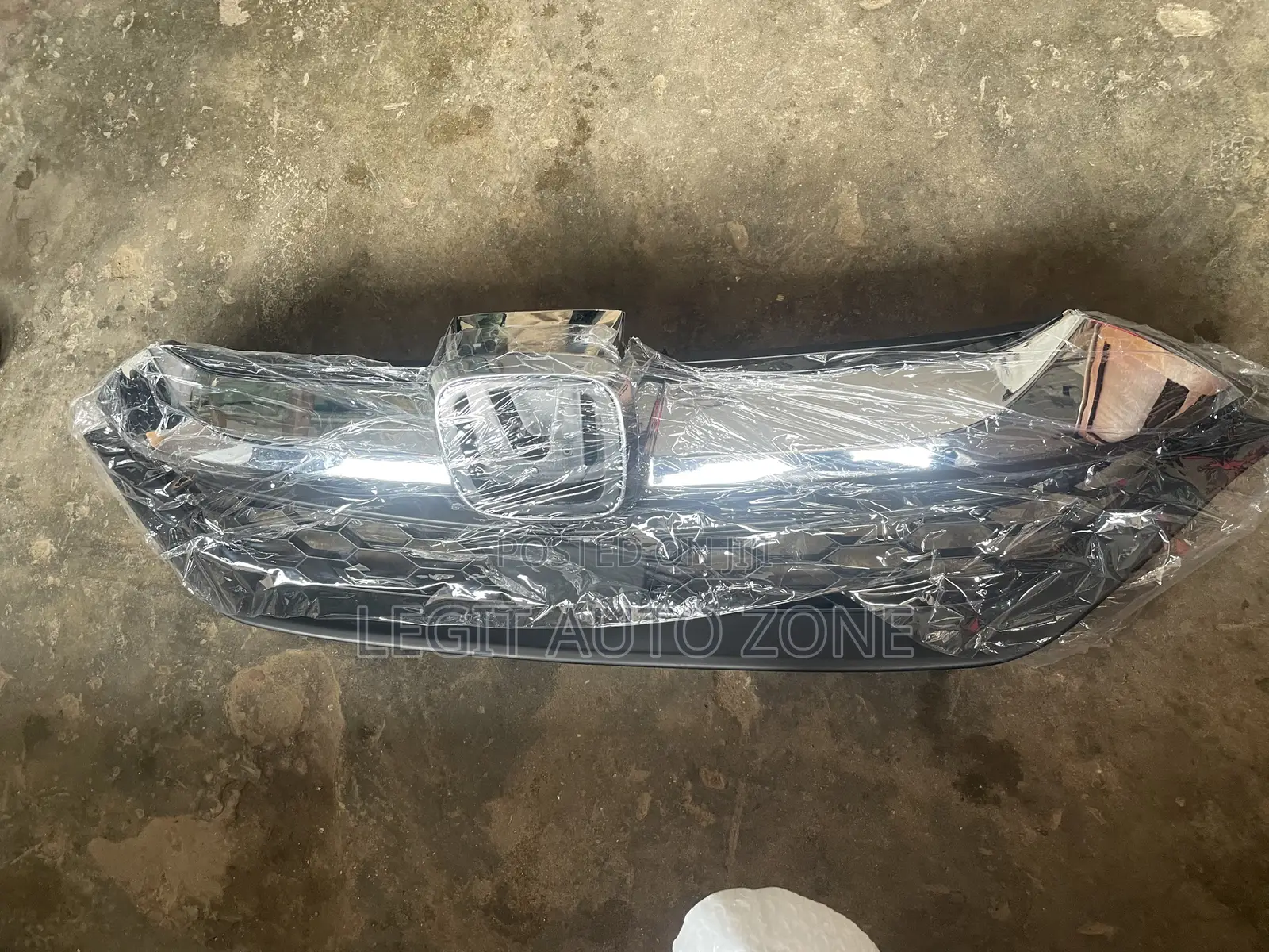 Honda CRV 2017,2019 Front Shells/ Grill