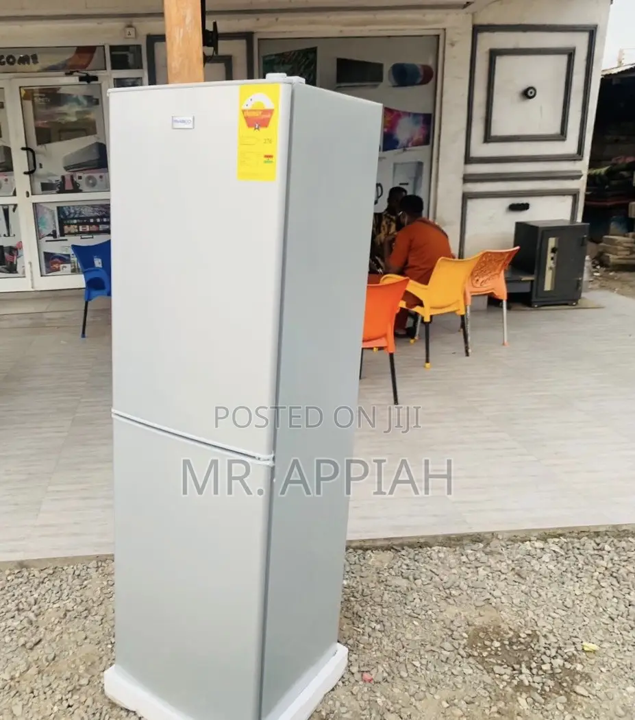 Extremely Chilling Nasco Nasco D2-20 Bottom Freezer Fridge.