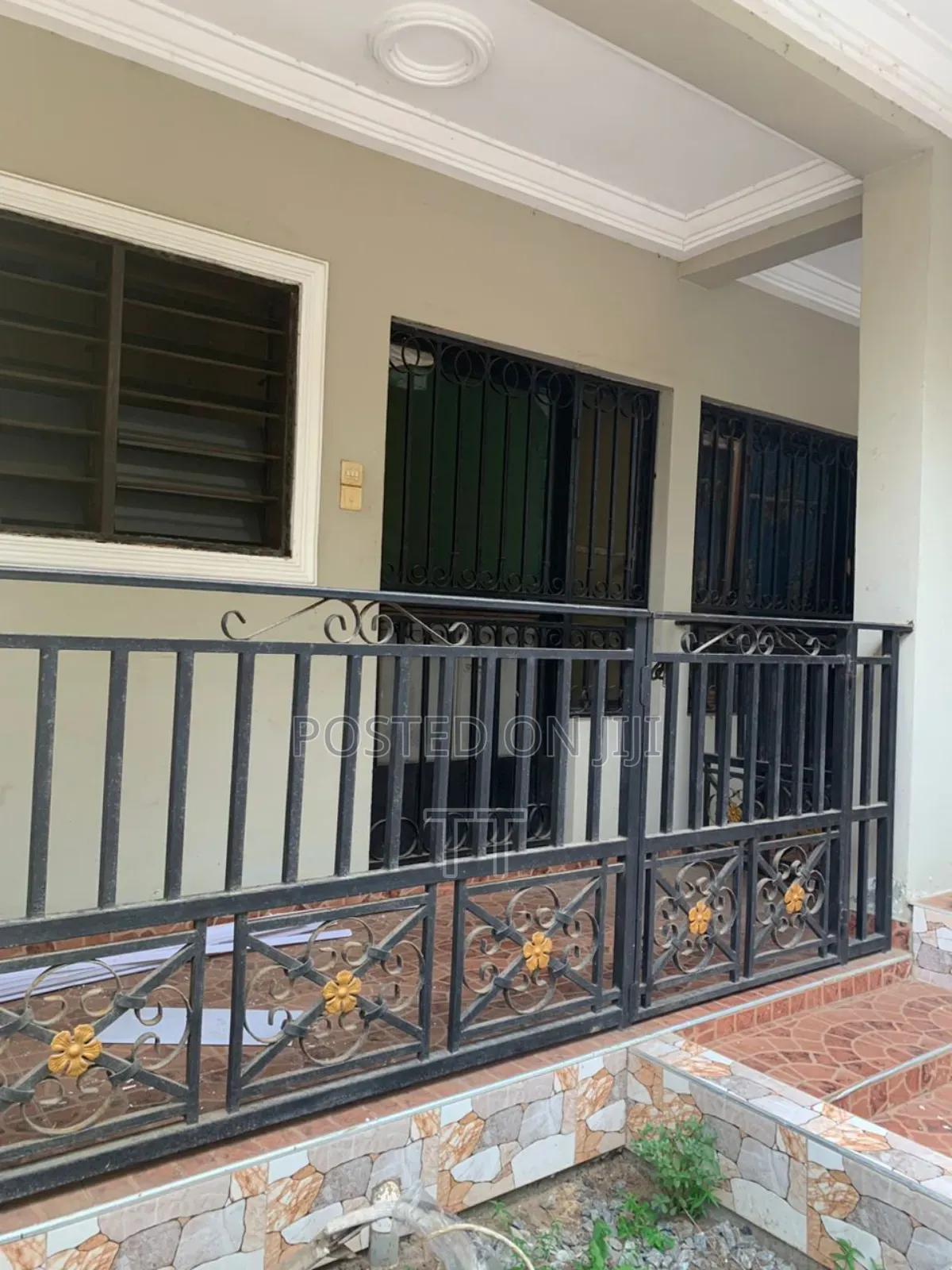 1bdrm Apartment in Teshie Camp for rent