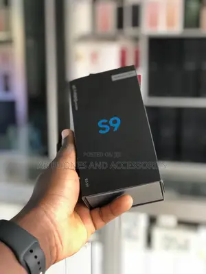 New Samsung Galaxy S9 64 GB Purple