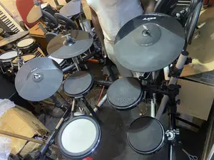 Alesis DM 8 Electric Drums