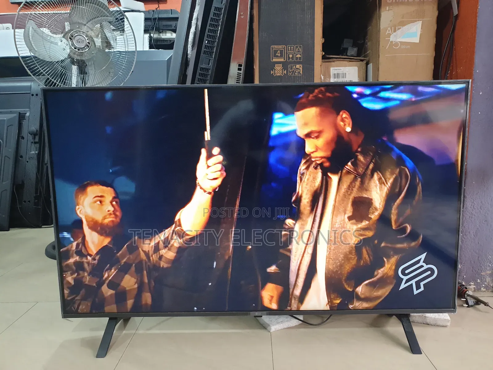 Lg Uhd 50inches HDR HDR Smart Satellite Tv