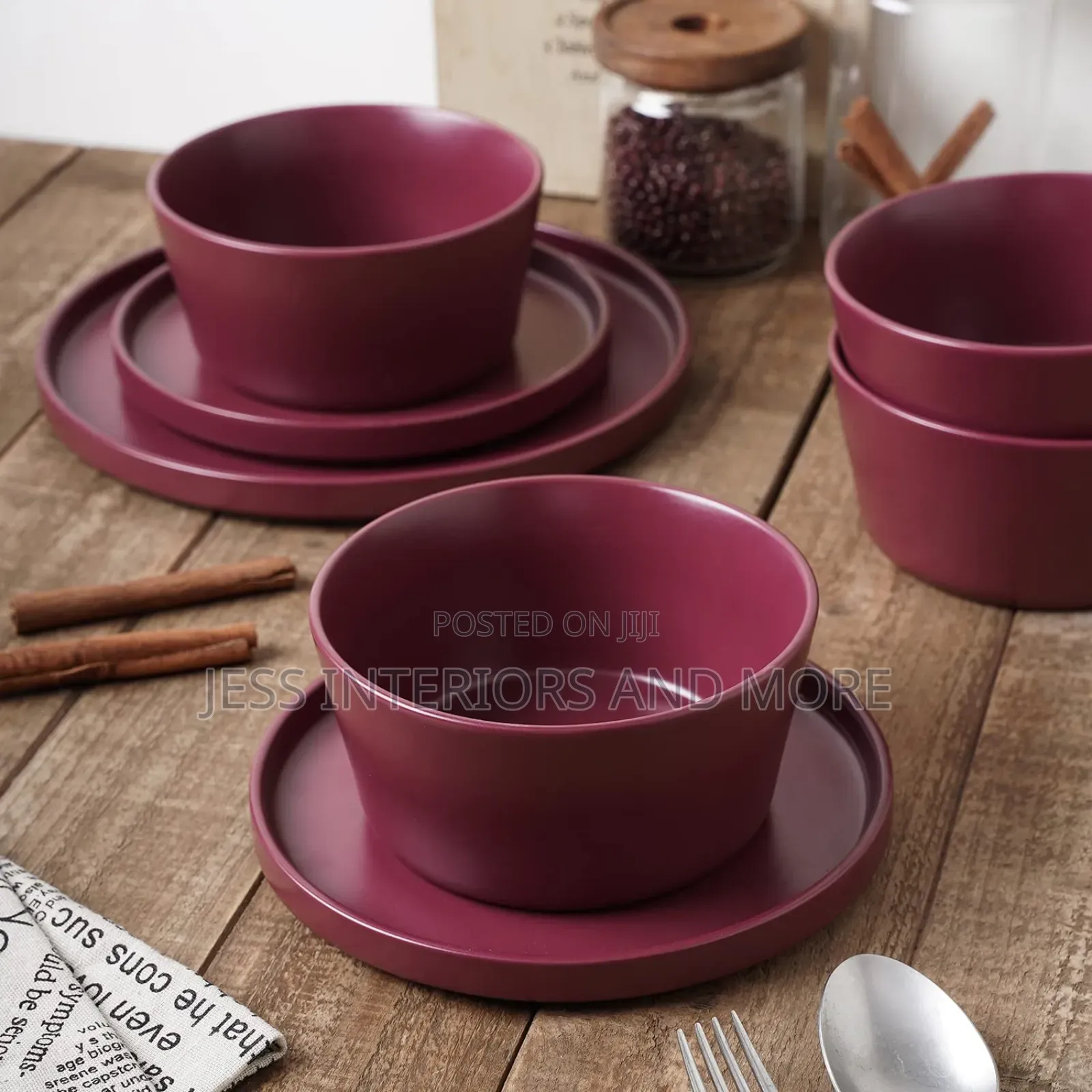 Chelsea 24-Piece Dinnerware Set