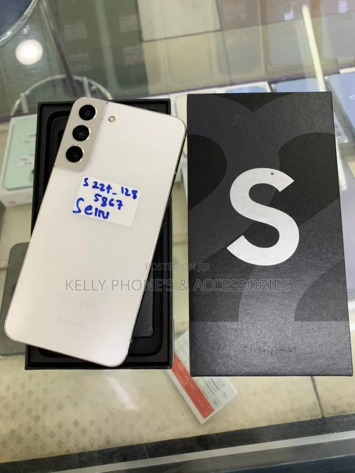 New Samsung Galaxy S22 5G 128 GB White