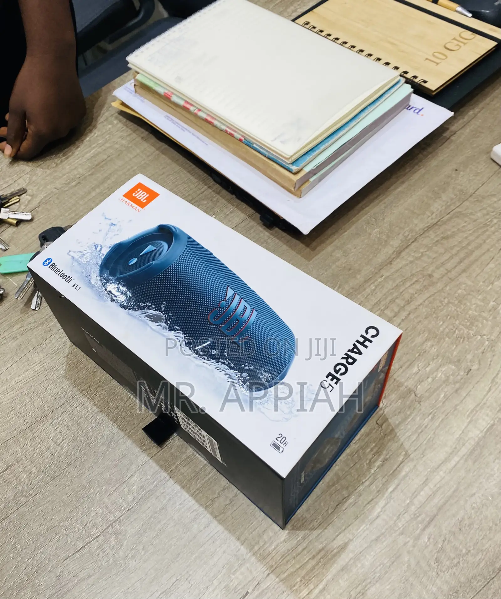 Sleek Designed JBL Charge 5 Wireless Bluetooth Speaker.