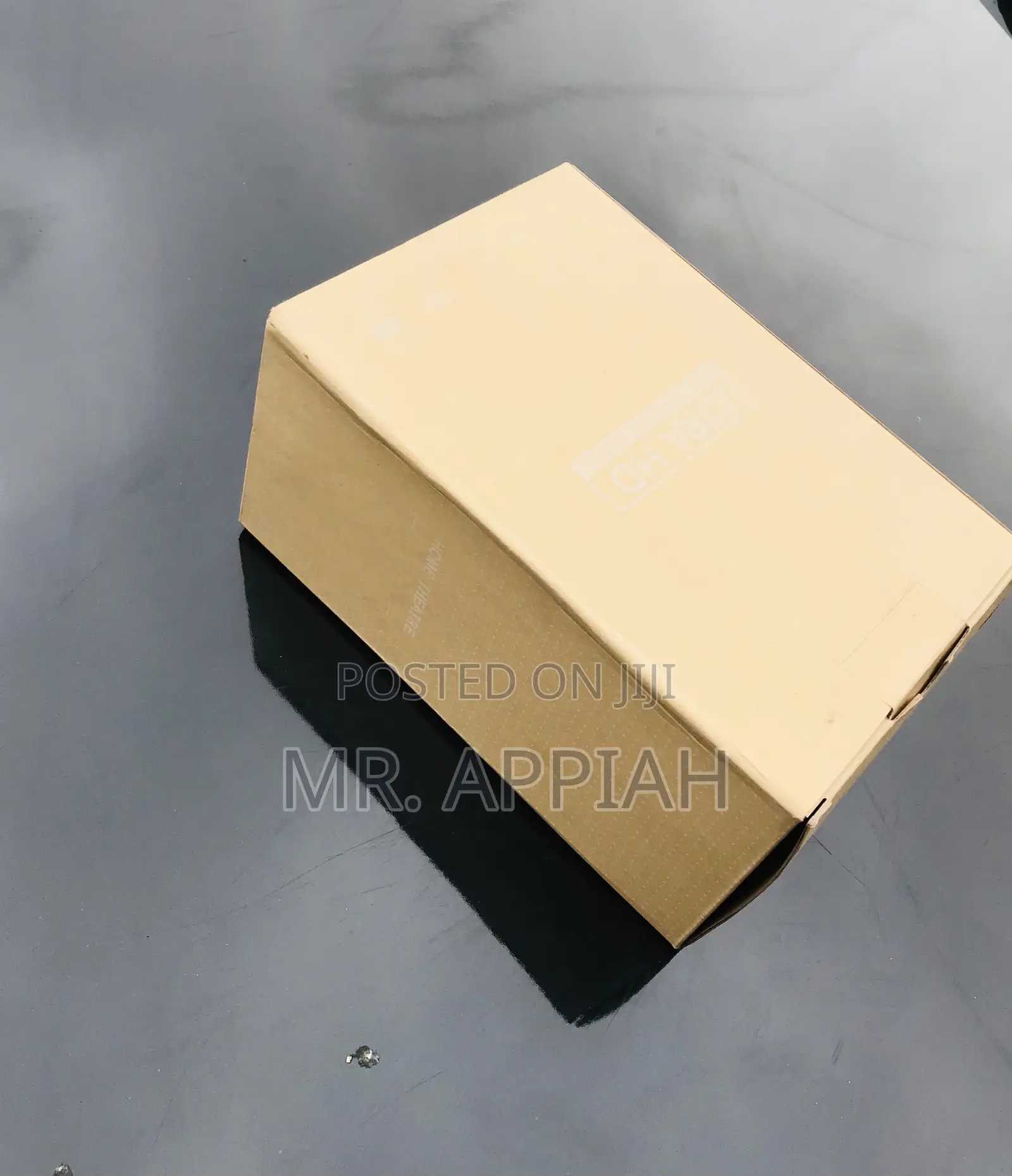 Sleek Designed Ultra HD Led Source Projector 