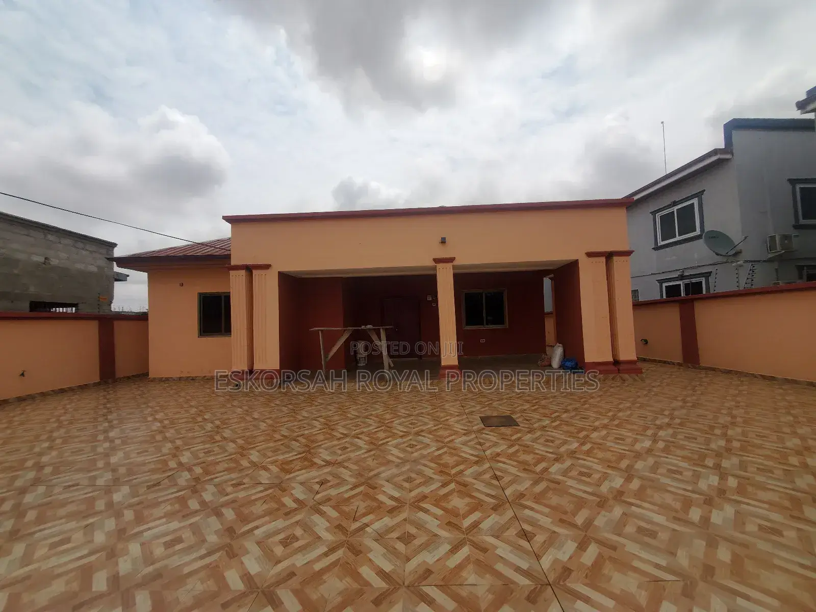 3bdrm House in Lakeside for rent
