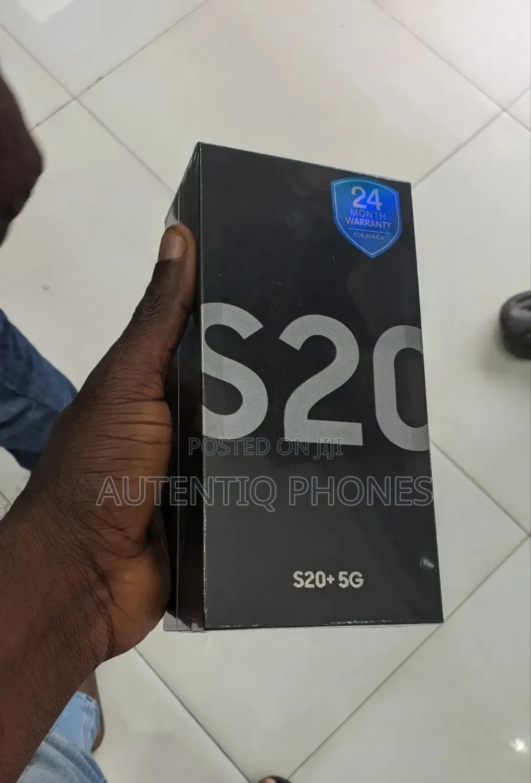 New Samsung Galaxy S20 128 GB Gray
