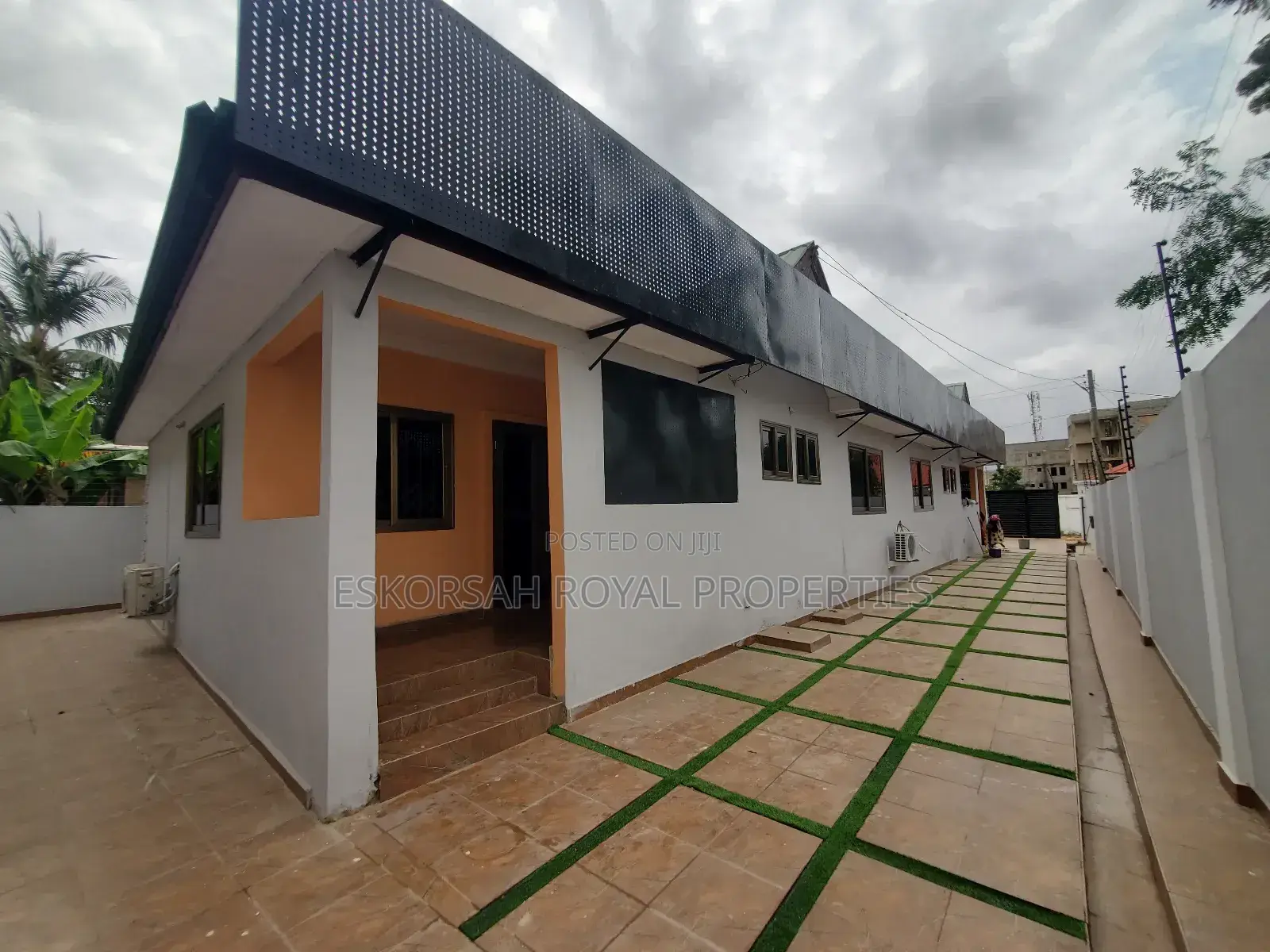 2bdrm Apartment in East Legon Hills, School Junction for rent