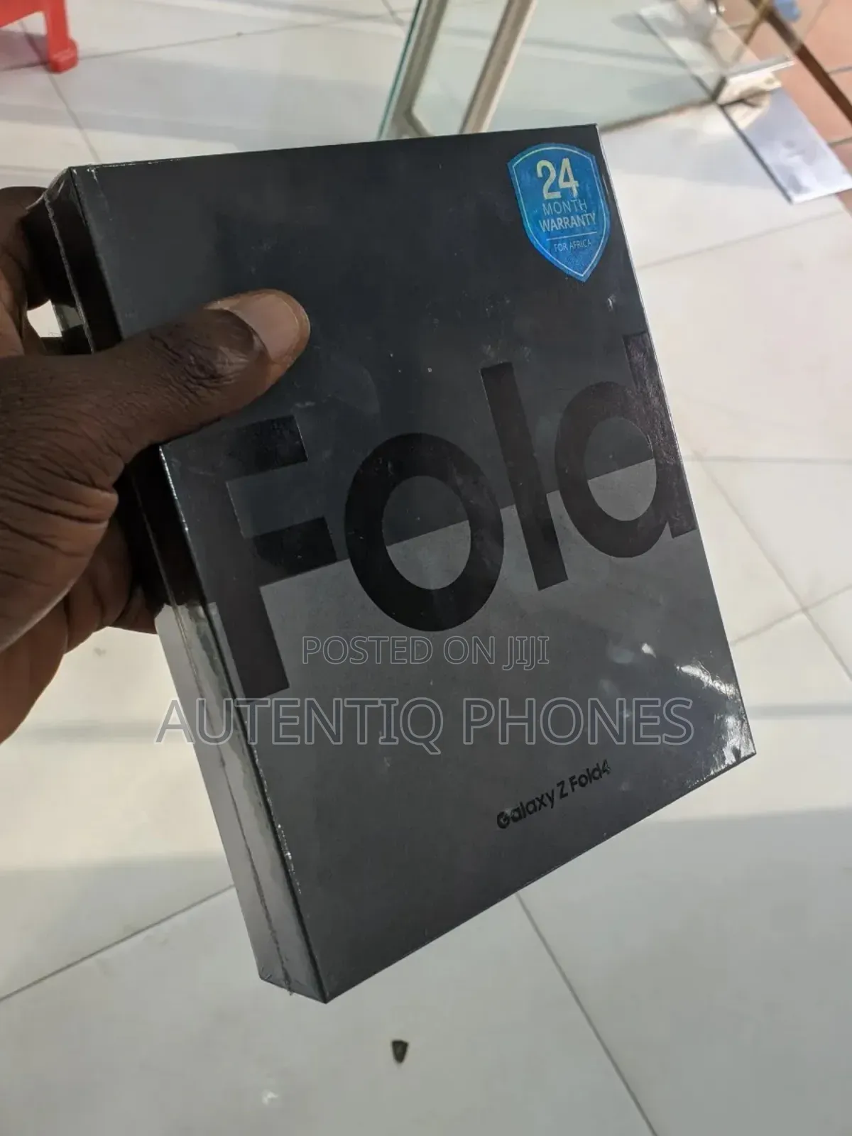 New Samsung Galaxy Z Fold4 256 GB Black