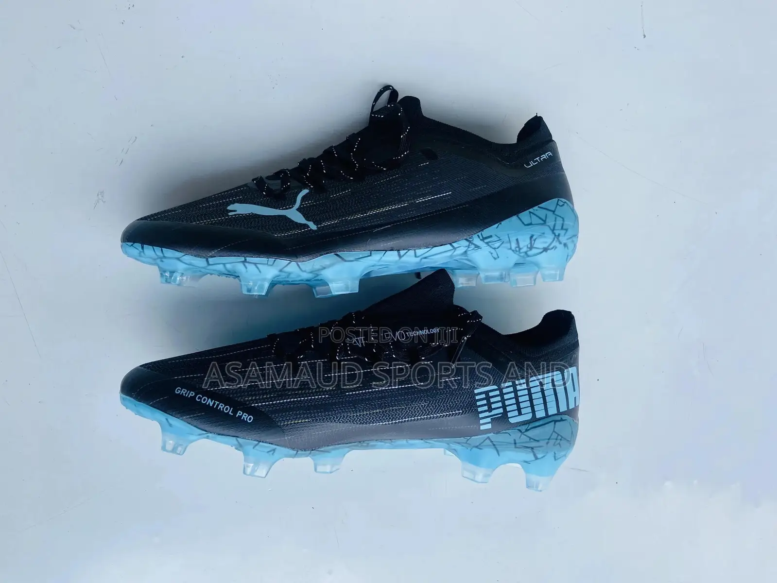 Authentic Puma Football Boot at Cool Price