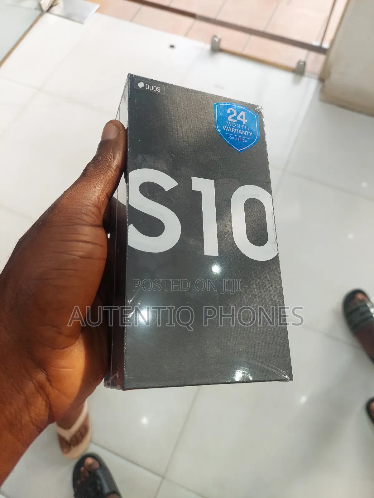 New Samsung Galaxy S10 128 GB Black