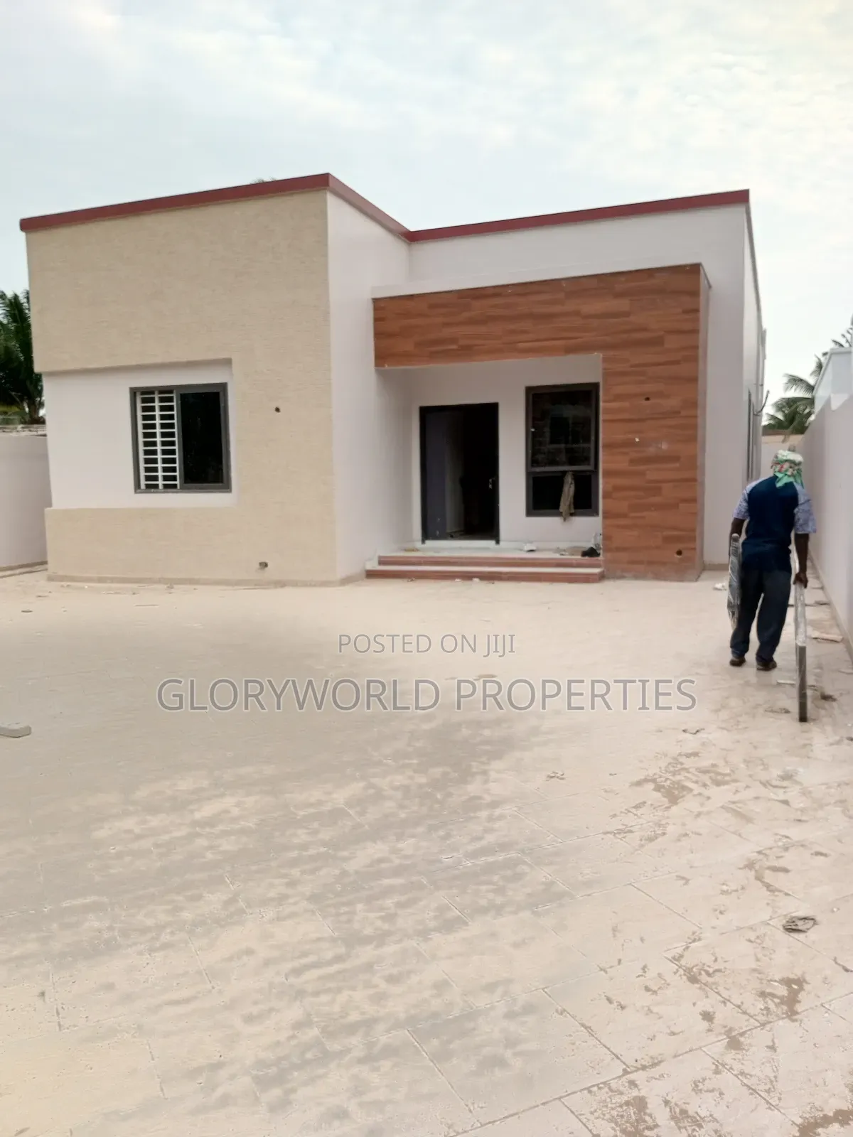 4bdrm House in Spintex for sale