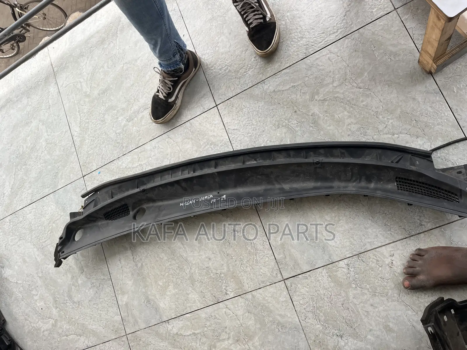 Nissan Versa 2014 Wiper Panel Available