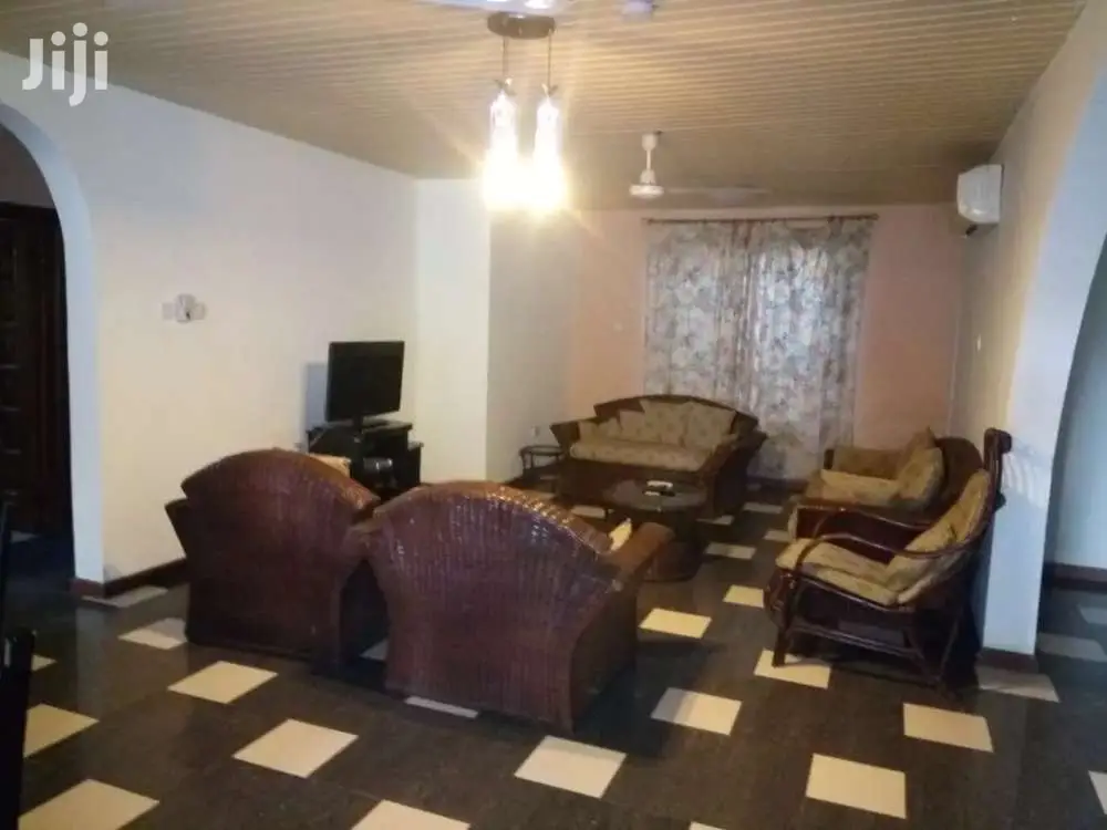 Furnished 2bdrm Apartment in Lapaz for rent