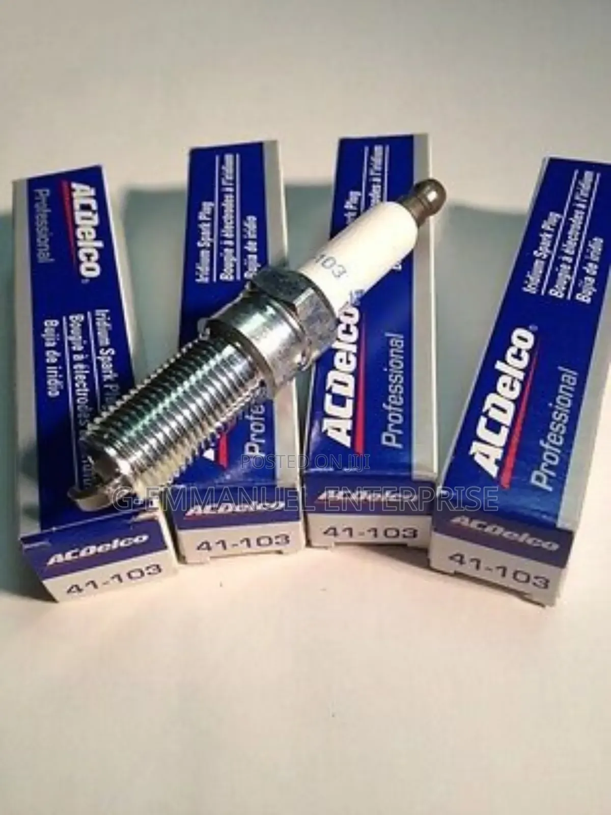 Chevrolet Cruze 2017-18 Spark Plugs Original .