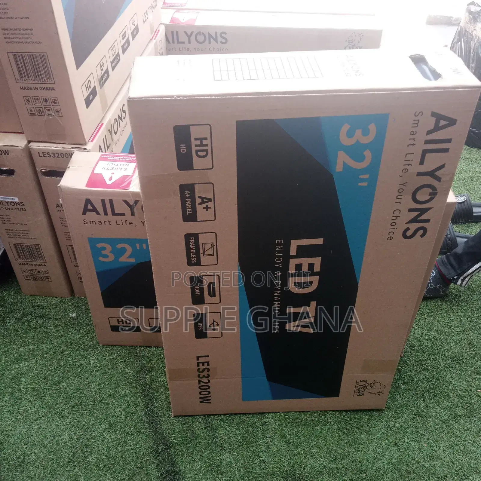 32"Dvb T2/S2 Ailyons Digital Television 32inches Television