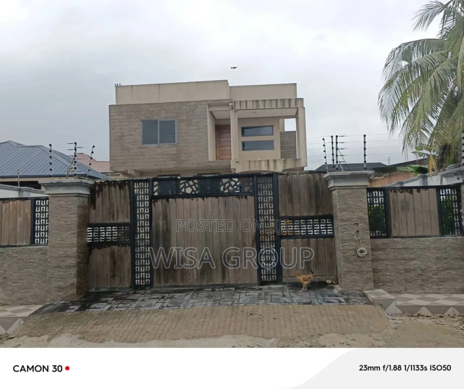 7bdrm Duplex in Wisa Groups, Accra Metropolitan for sale