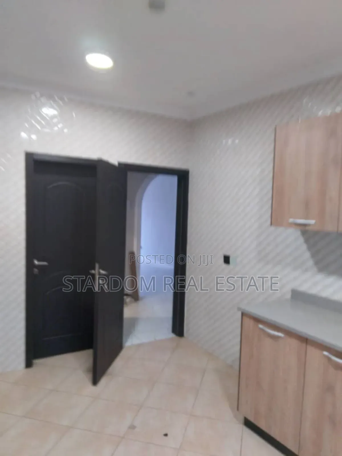 3bdrm Duplex in Spintex for rent