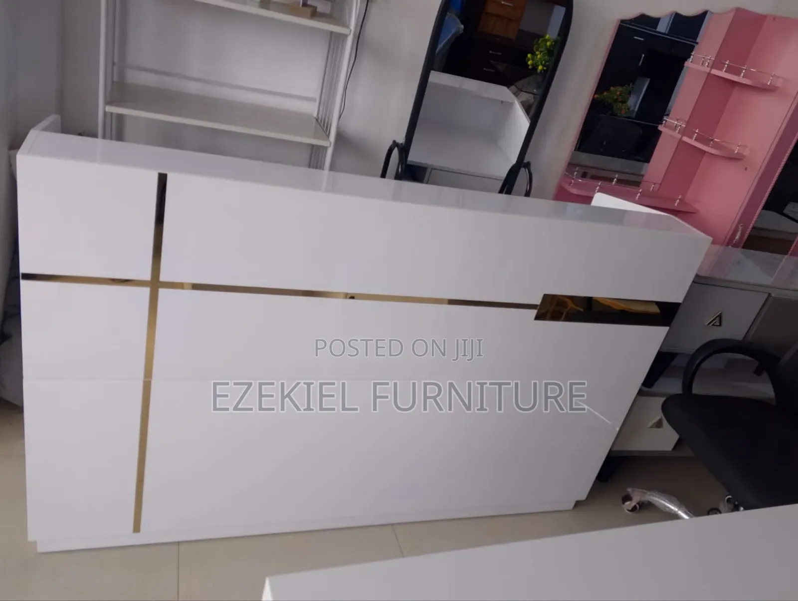 Receptionist Desk