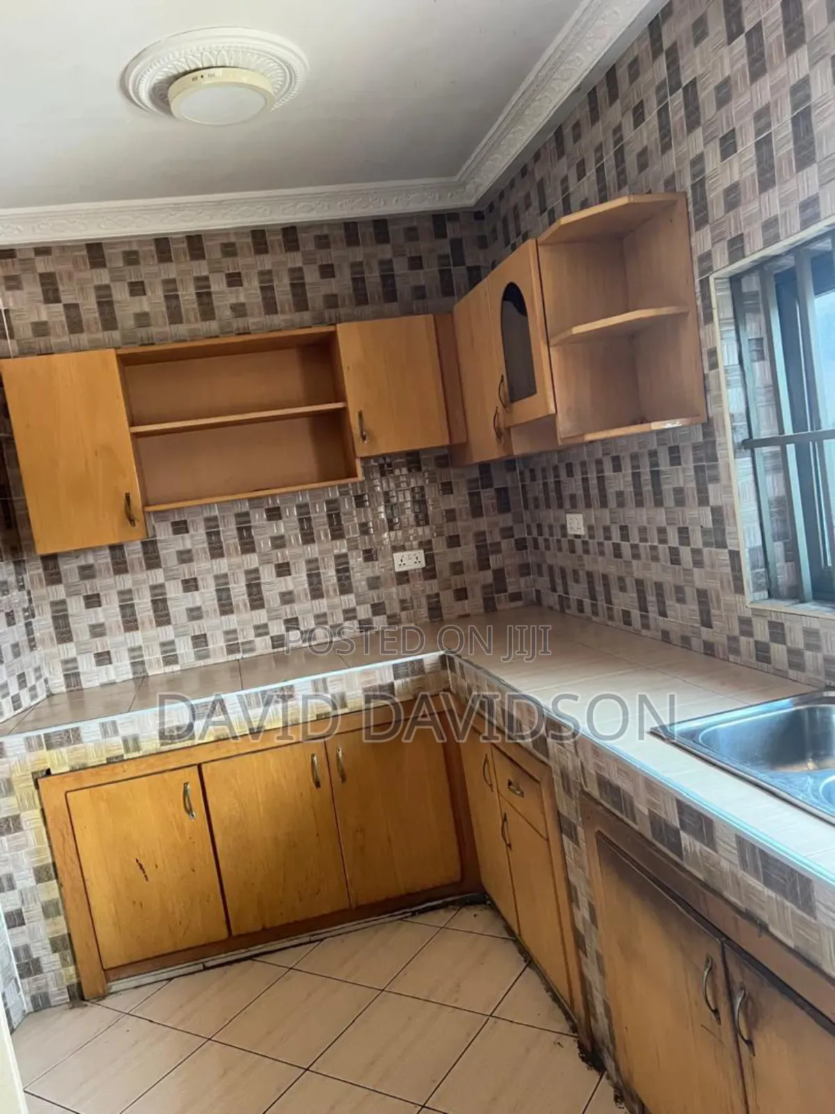 3bdrm Apartment in 3 Bedroom Wardrobe,, Tema Metropolitan for rent