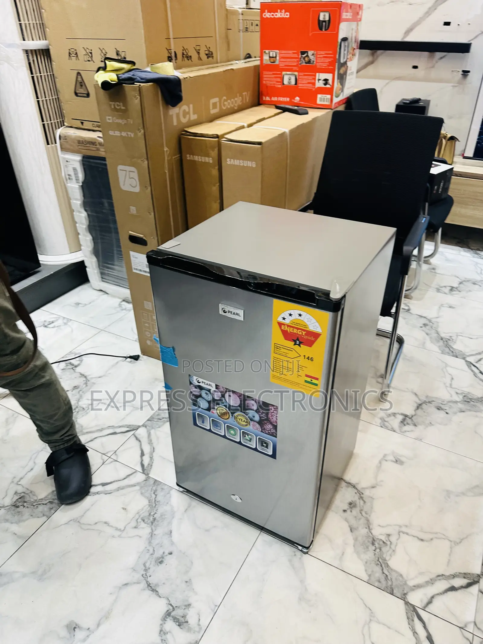 High Efficiency Single Door Fridge Pearl Table Top