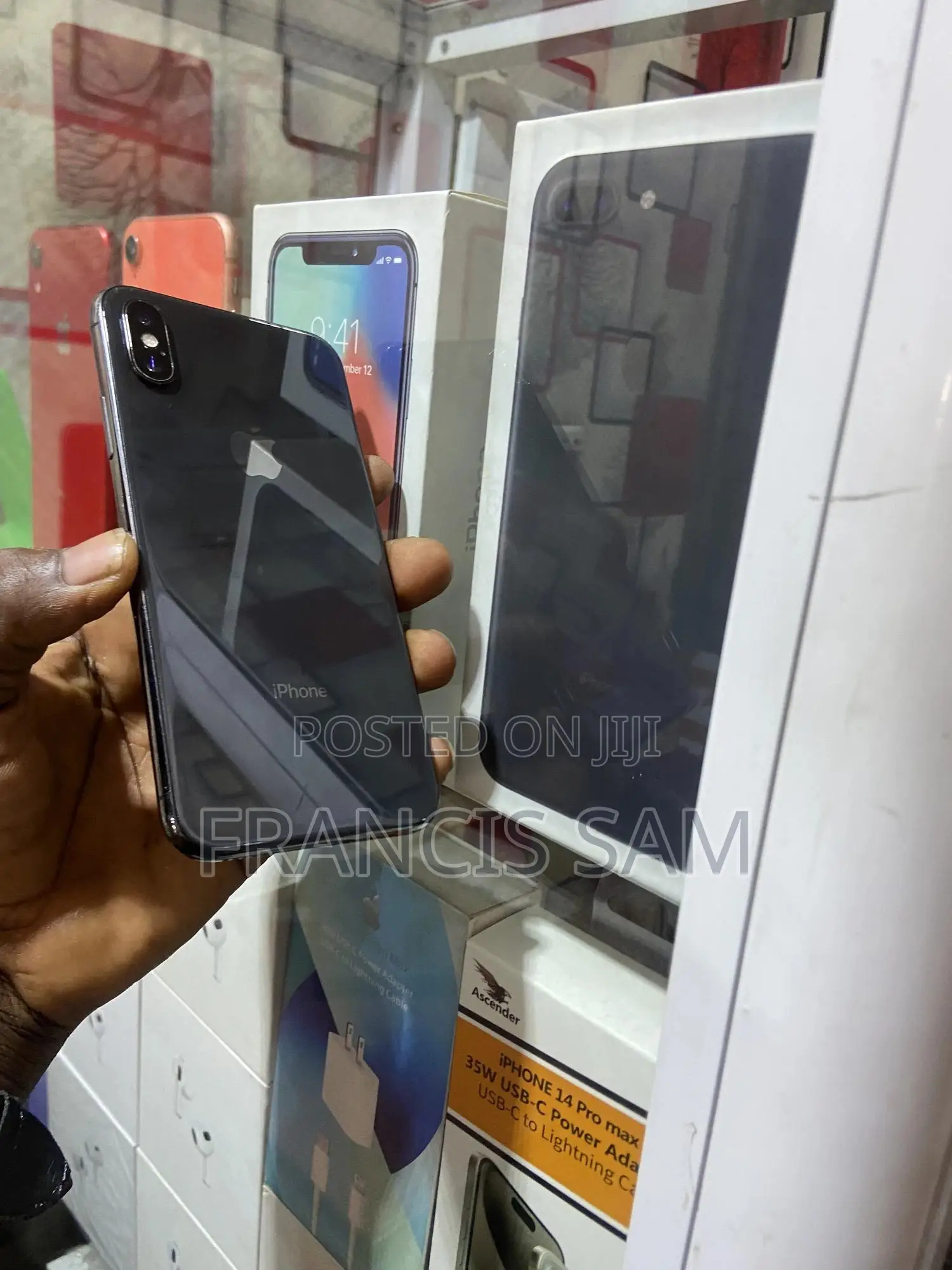 Apple iPhone X 64 GB Black