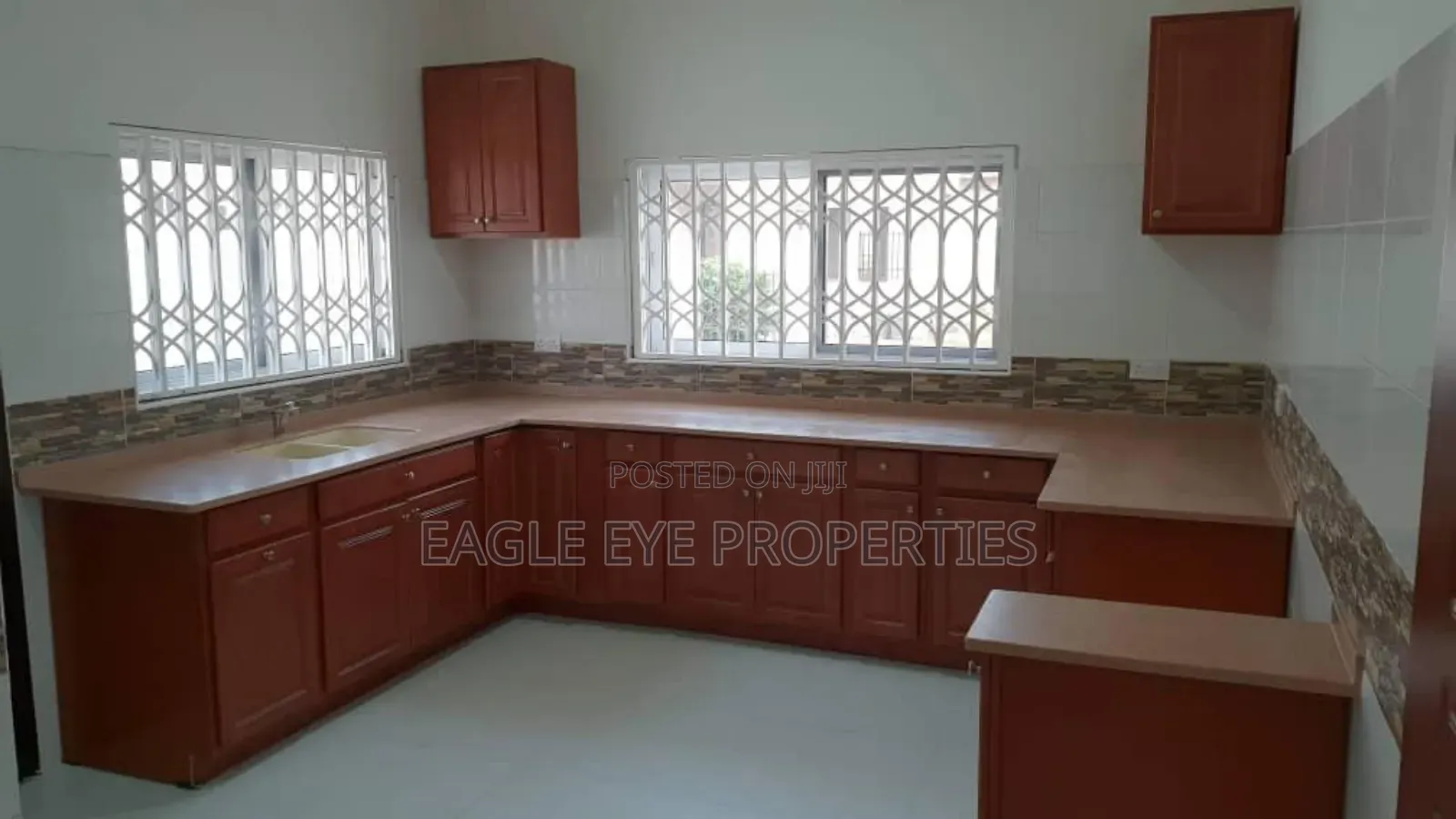 4bdrm House in North Legon for sale