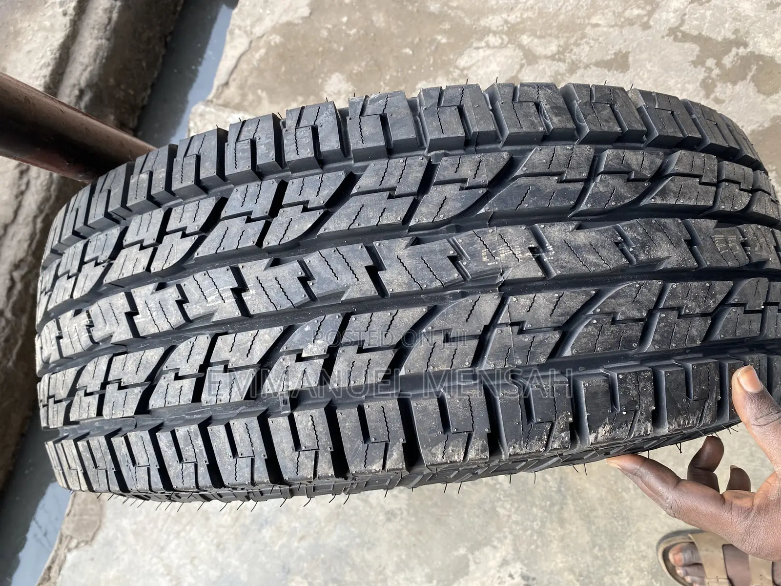 305/70r16lt Yokohama Geolandar a/T G015 Tire