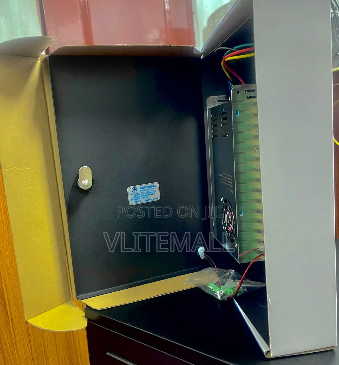 CCTV Switching Power Supply ( AK-12V30A18CH )