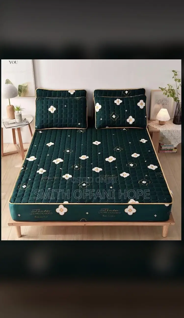 “Fresh, Clean Bedding” ( King Size)