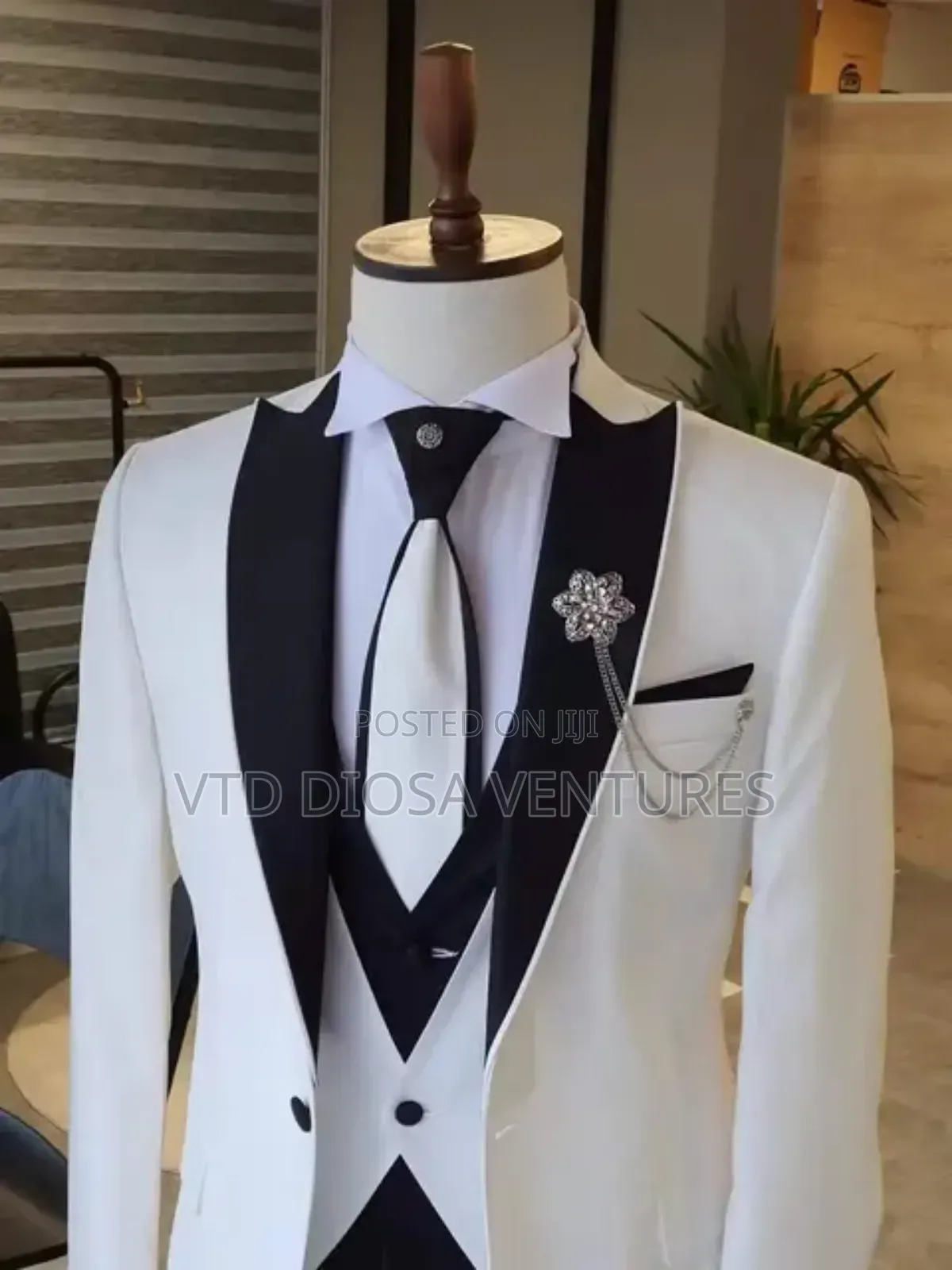 Wedding Suits For Grooms Groomsmen