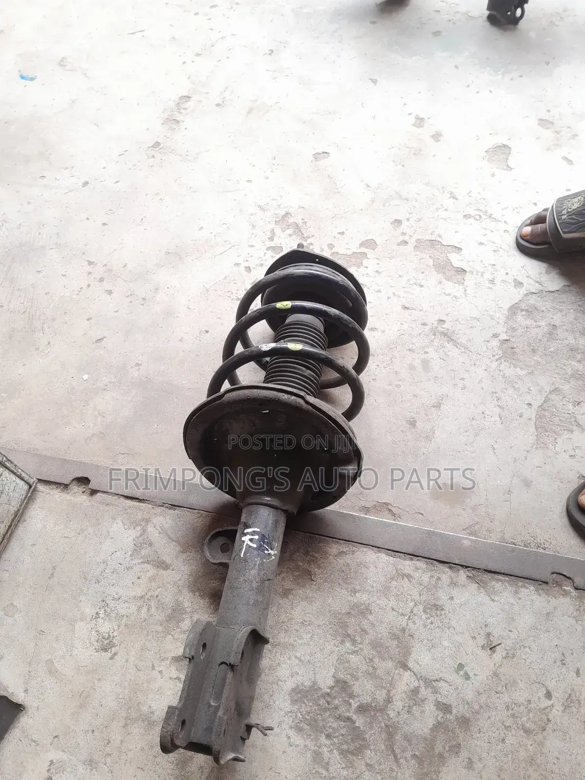 Hyundai H1 Front Shocks Absorbers