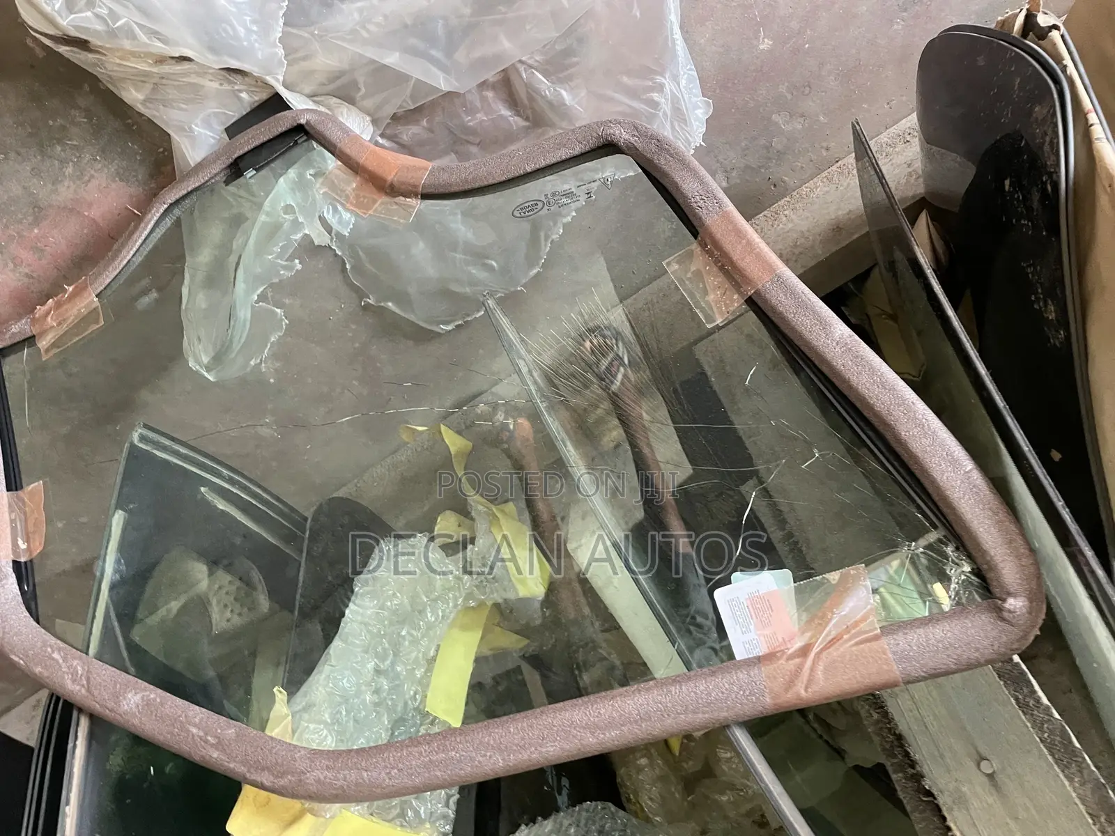 Range Rover Sports 2024 Door Glass